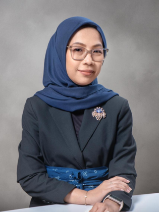 Staf Institut Teknologi Nasional Bandung Program Studi  - Dr. Eng.             FITRI SUCIATY S.Si., M.Si.