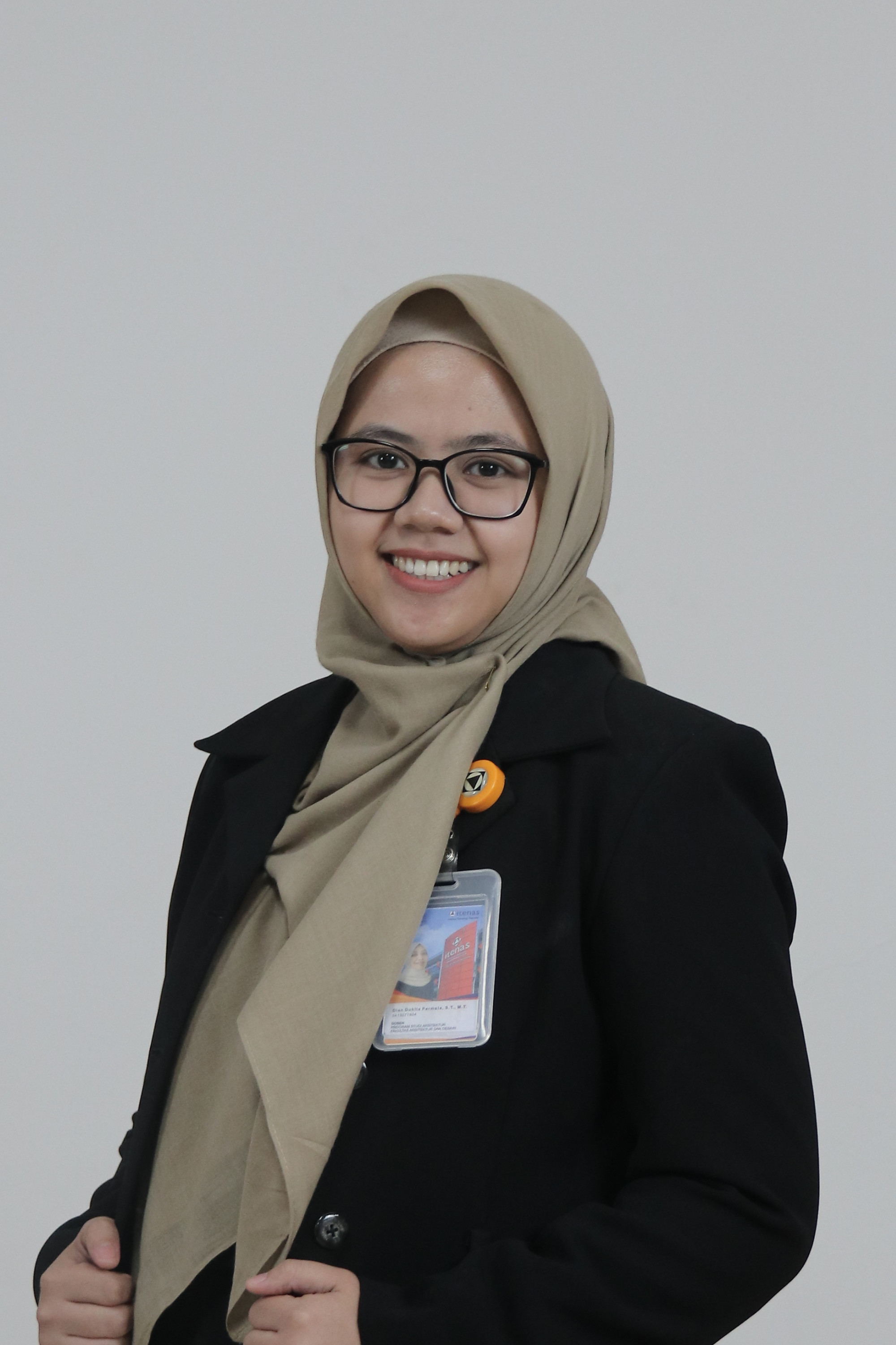 Staf Institut Teknologi Nasional Bandung Program Studi  - RATU SONYA MENTARI HAERDY S.Ars., M.Ars.