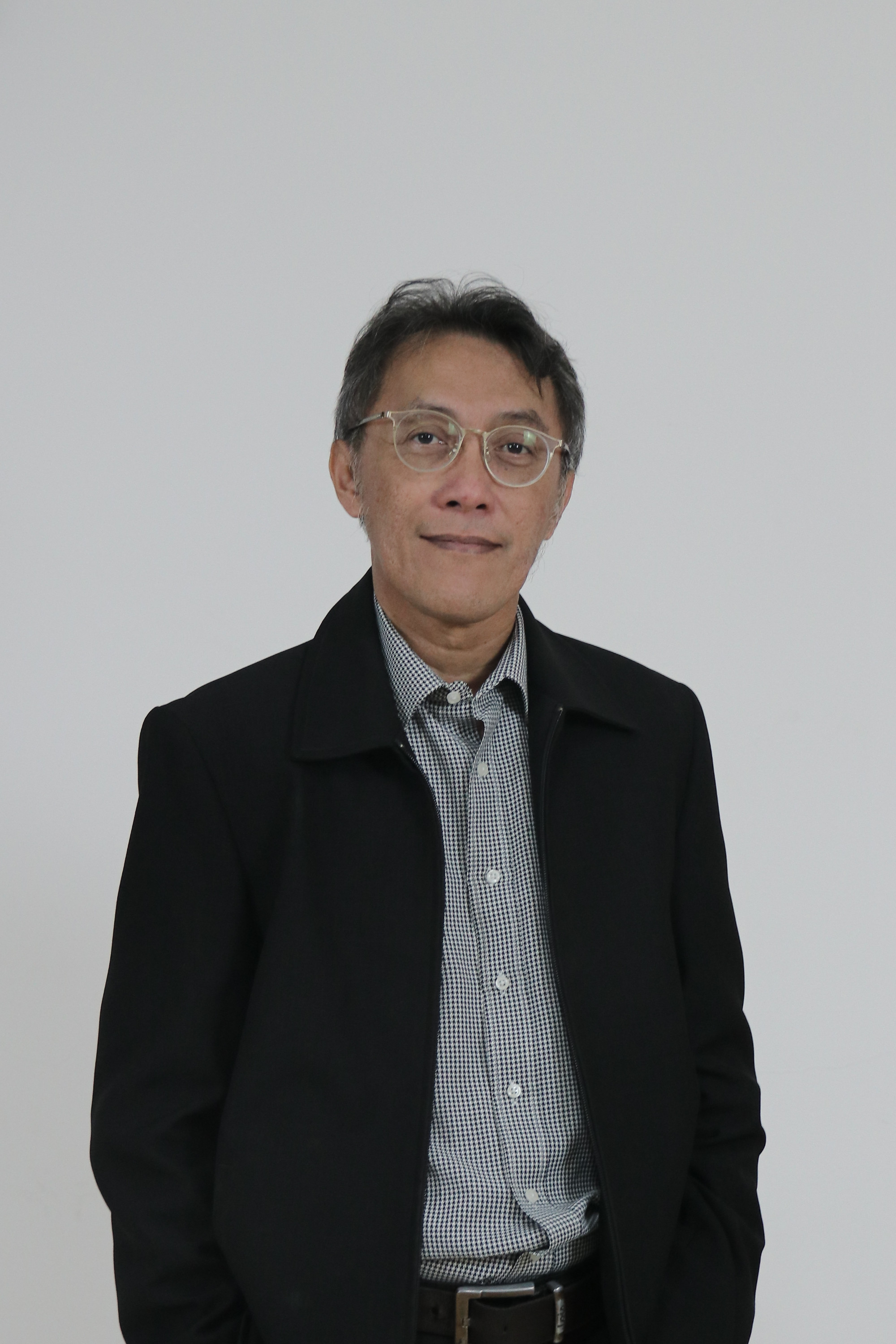 Staf Institut Teknologi Nasional Bandung Program Studi  - TECKY HENDRARTO S.T., M.M., M.Ars.