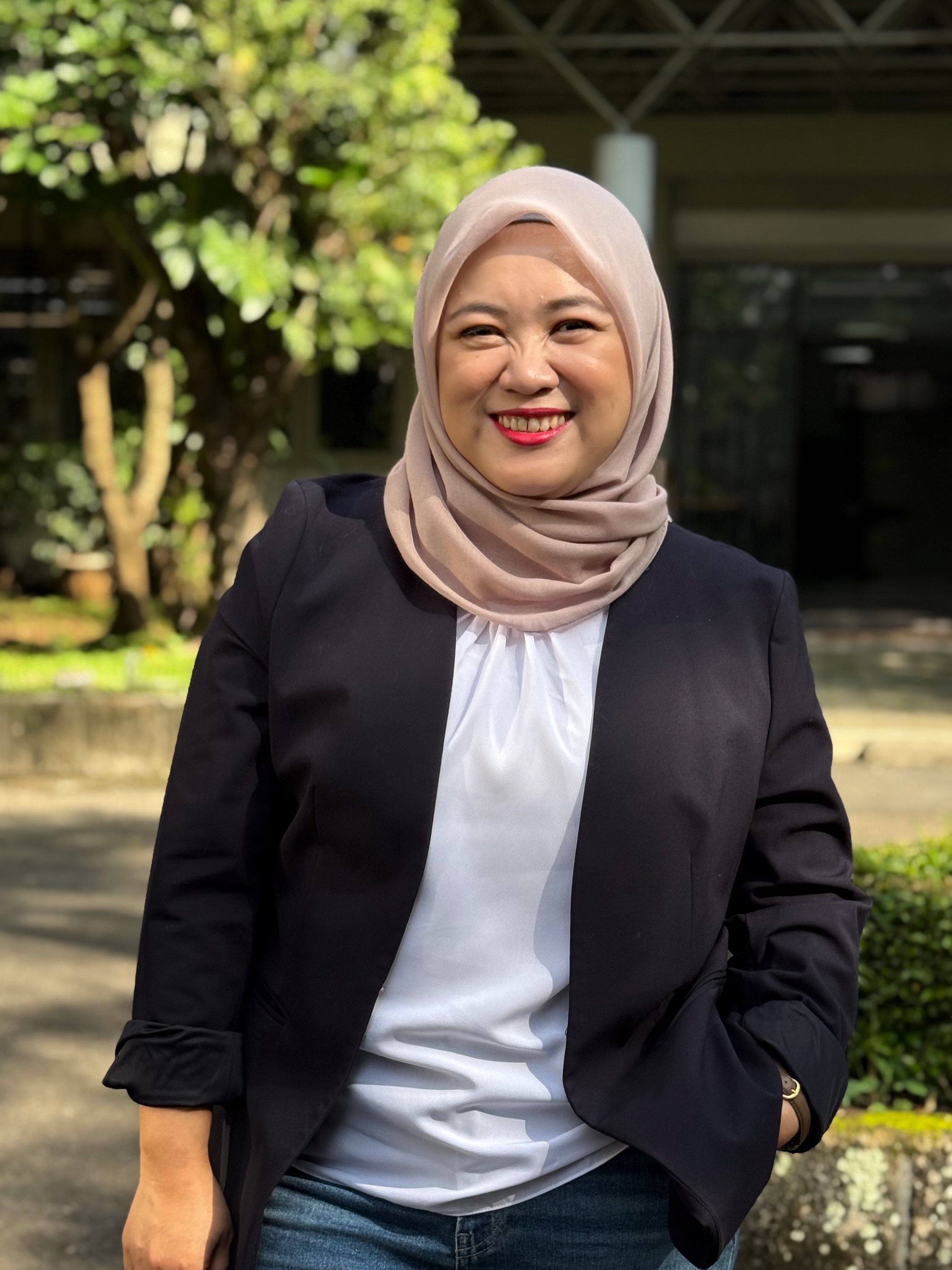 Staf Institut Teknologi Nasional Bandung Program Studi  - Dr.                  RIKA HERNAWATI EFFENDI S.T., M.T.