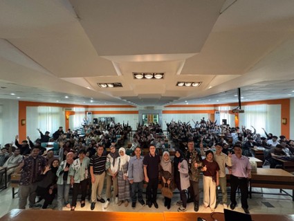 CONSTRUCTION MATERIAL TESTING TRAINING (IMPLEMENTATION OF INTERNATIONAL COLLABORATION WITH GUANGXI, CHINA) - Institut Teknologi Nasional Bandung